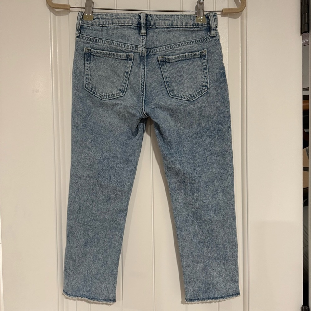 GAP Kids Girlfriend Style Distressed Blue Jeans - Great Condition - Size 7 - Picture 5 of 10